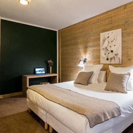 Violette By Les Etincelles Alpehytte *